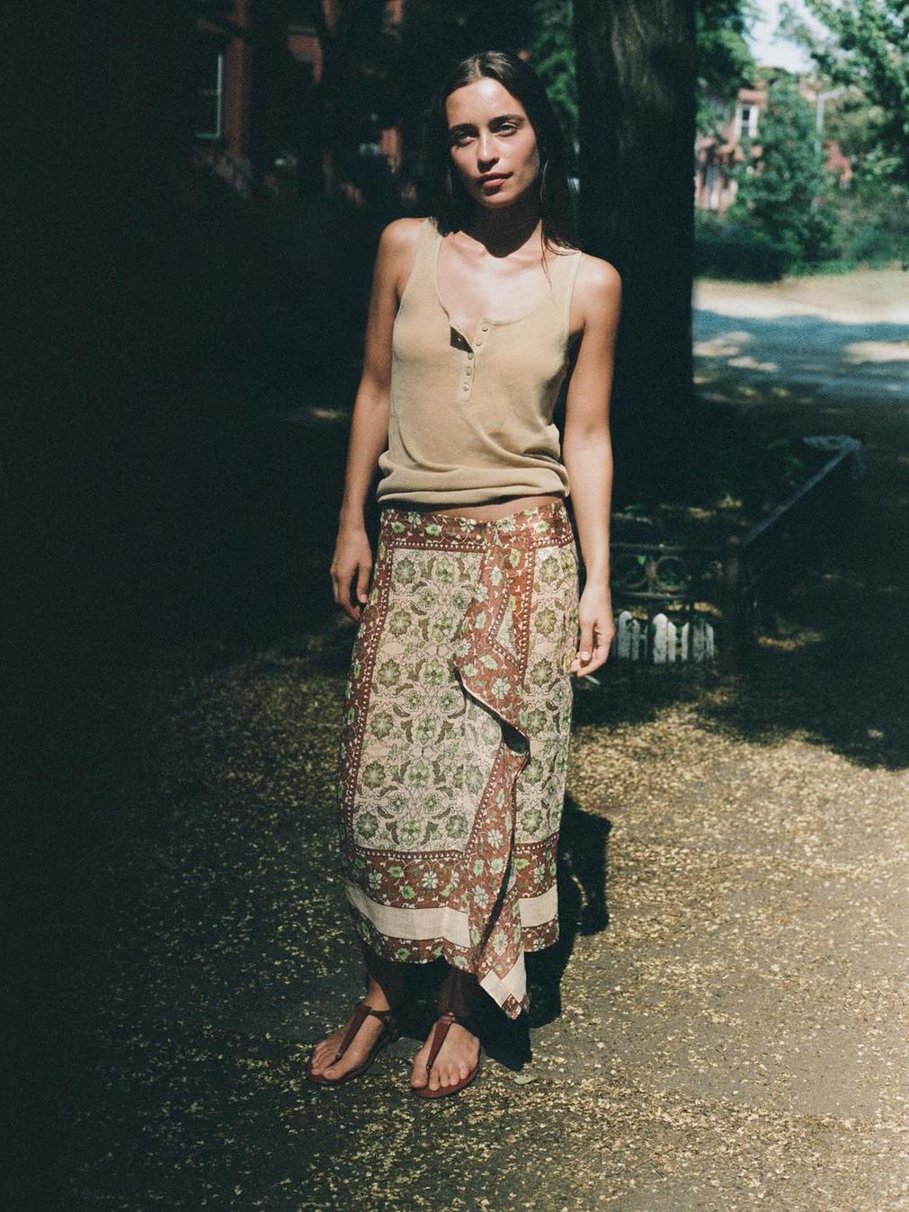 Vintage Collectible Clothing - فستان سهرة طويل بطبعة زهور أنيقة،