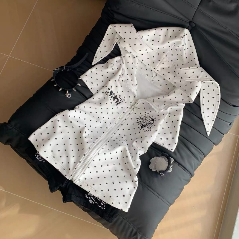 هودي نسائي ياباني عتيق بتصميم  - مراجعة Vintage Zip Hoodie وسعره