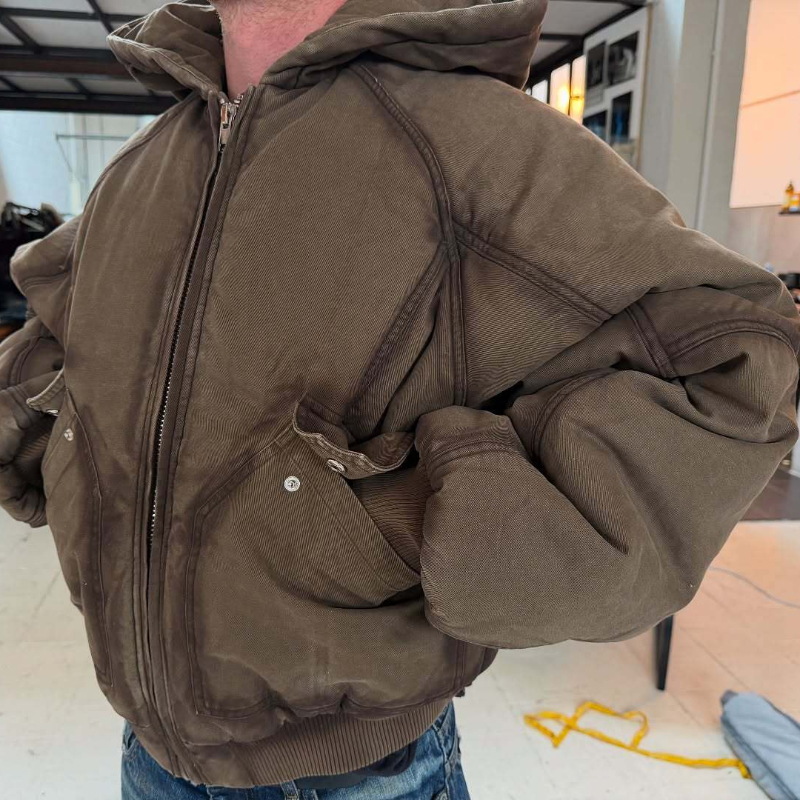 جاكيت بومبر رجالي واسع من القم - مراجعة Vintage Zip Hoodie وسعره